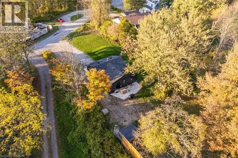 8 Mountsberg Road Hamilton ON L0P 1B0