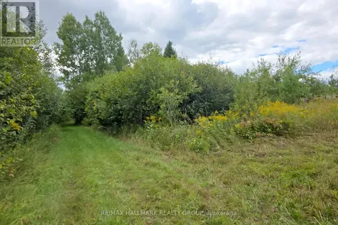 00 Upper Dwyer Hill Road Ottawa ON K0A 1B0