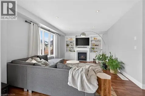 66 Sexton Crescent Ancaster ON L9G 0E3