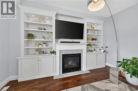 66 Sexton Crescent Ancaster ON L9G 0E3