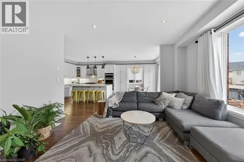 66 Sexton Crescent Ancaster ON L9G 0E3