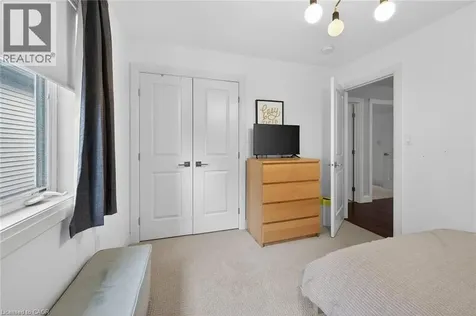 66 Sexton Crescent Ancaster ON L9G 0E3