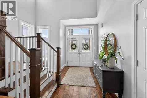 66 Sexton Crescent Ancaster ON L9G 0E3