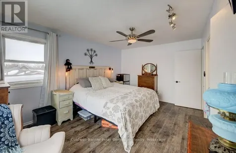 77 2nd Street Crescent Hanover ON N4N 3K3