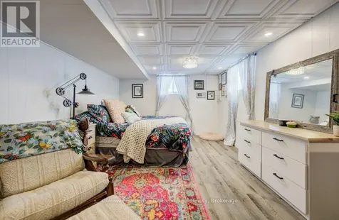 77 2nd Street Crescent Hanover ON N4N 3K3