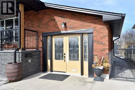 682 Mohawk Road West Hamilton ON L9C 1X8