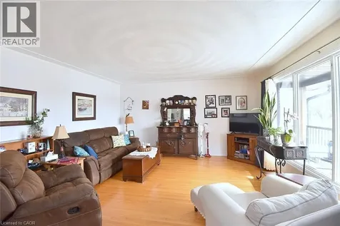 682 Mohawk Road West Hamilton ON L9C 1X8