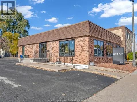 290 Sandwich Street South Amherstburg ON N9V 2A8