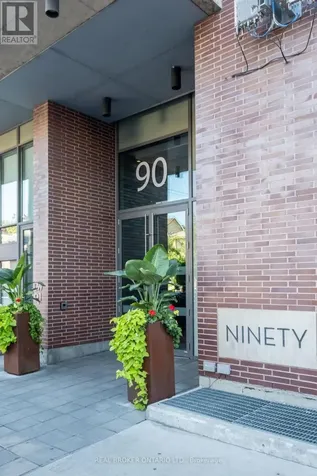 90 Broadview Avenue Toronto (south Riverdale) ON M4M 0A7
