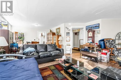 32 Matchedash Street North Orillia ON L3V 4T5