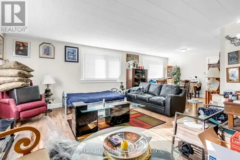 32 Matchedash Street North Orillia ON L3V 4T5