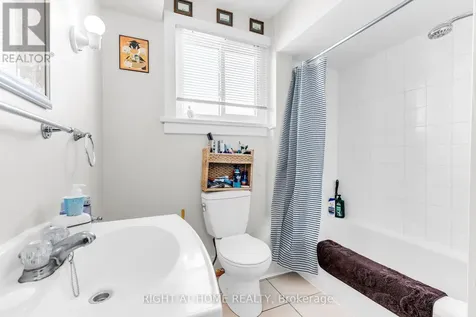 32 Matchedash Street North Orillia ON L3V 4T5