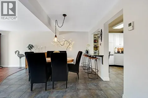 220 Salisbury Avenue Cambridge ON N1S 1K5