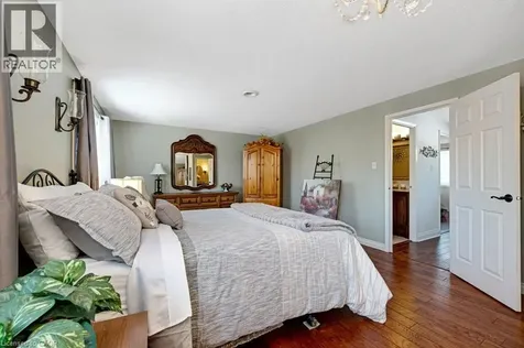 220 Salisbury Avenue Cambridge ON N1S 1K5