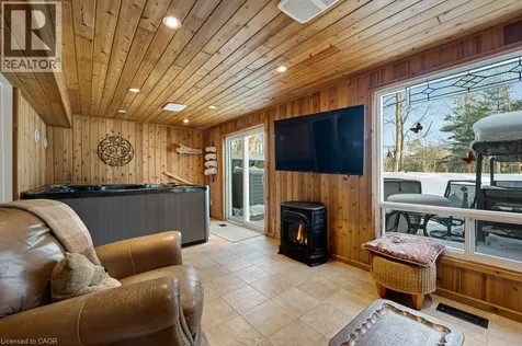 220 Salisbury Avenue Cambridge ON N1S 1K5