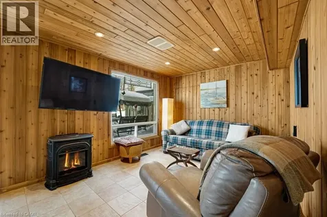 220 Salisbury Avenue Cambridge ON N1S 1K5