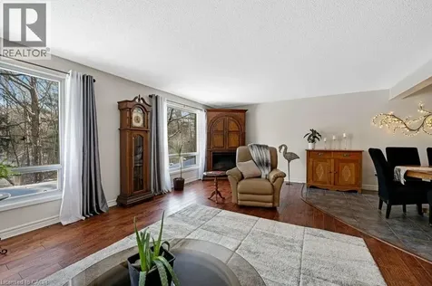 220 Salisbury Avenue Cambridge ON N1S 1K5