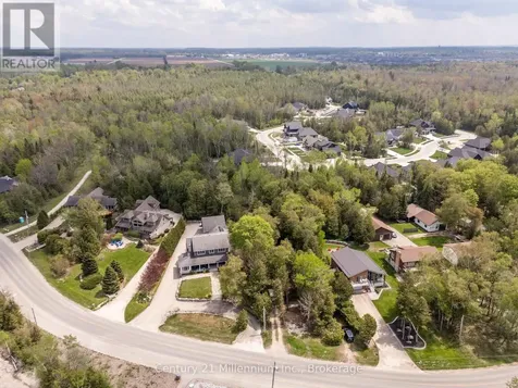 24 Miramichi Bay Road Saugeen Shores ON N0H 2C6