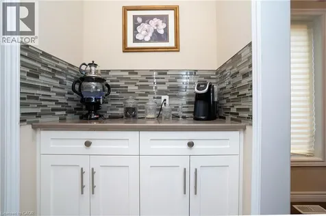 792 Snowberry Court Waterloo ON N2V 0E7