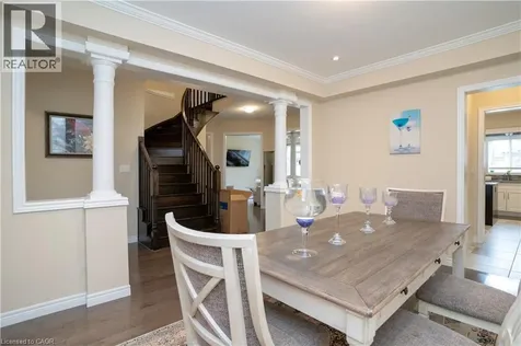 792 Snowberry Court Waterloo ON N2V 0E7