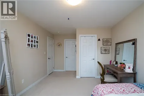 792 Snowberry Court Waterloo ON N2V 0E7