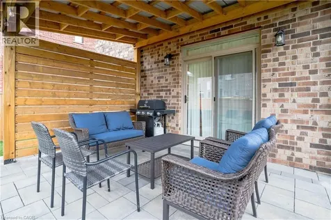 792 Snowberry Court Waterloo ON N2V 0E7