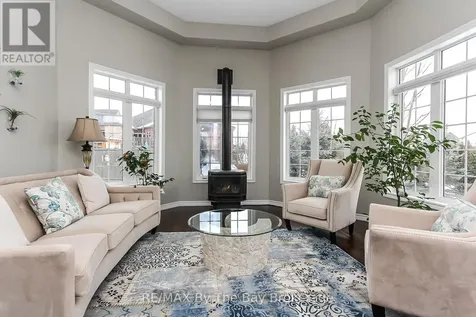 37 Walnut Drive Wasaga Beach ON L9Z 0A8