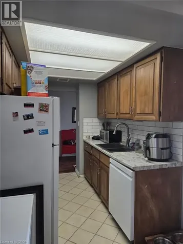 120 Duke Street Hamilton ON L8P 4T1
