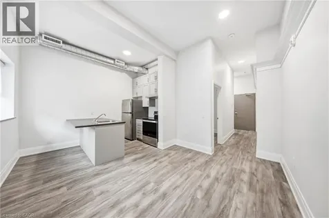 11 Queen Street Brantford ON N3T 3B1