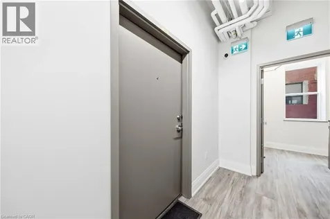 11 Queen Street Brantford ON N3T 3B1