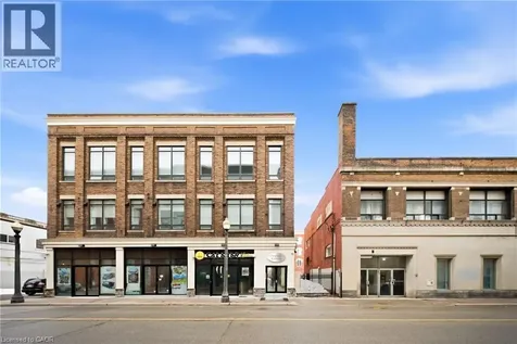 11 Queen Street Brantford ON N3T 3B1
