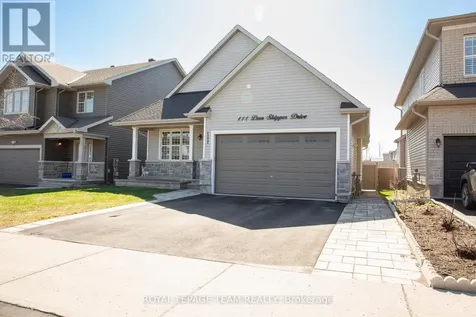 111 Dun Skipper Drive Ottawa ON K1X 0G1