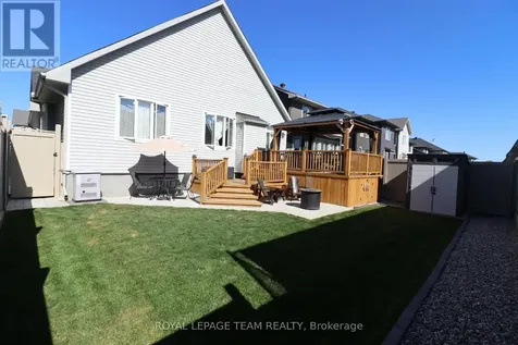 111 Dun Skipper Drive Ottawa ON K1X 0G1