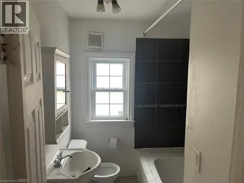 258 Wellington Road London ON N6C 4N5