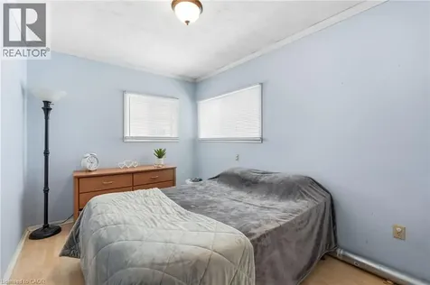 20 East 18th Street Hamilton ON L9A 4N7