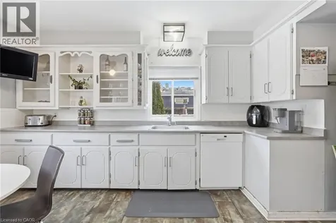 20 East 18th Street Hamilton ON L9A 4N7