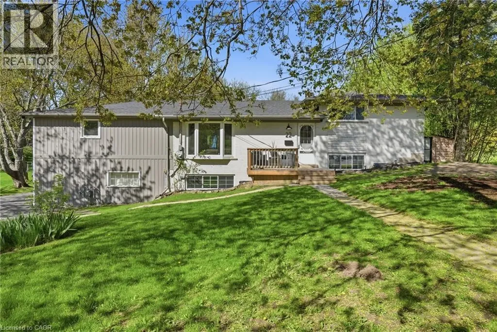 22 Rosebough Street Dundas ON L9H 5C5