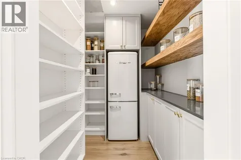 22 Rosebough Street Dundas ON L9H 5C5