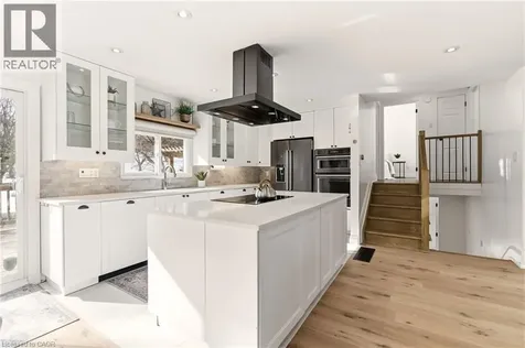 22 Rosebough Street Dundas ON L9H 5C5
