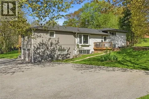 22 Rosebough Street Dundas ON L9H 5C5
