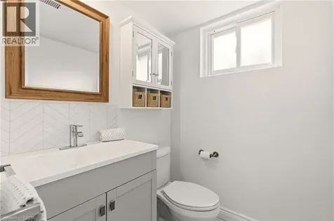 22 Rosebough Street Dundas ON L9H 5C5