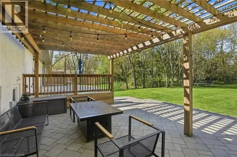 22 Rosebough Street Dundas ON L9H 5C5