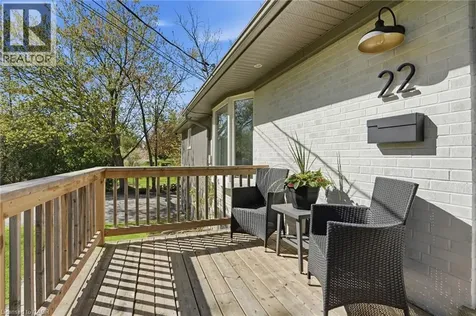 22 Rosebough Street Dundas ON L9H 5C5