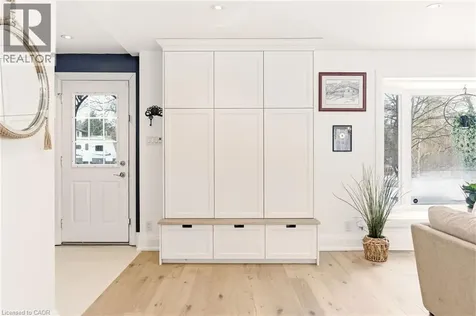 22 Rosebough Street Dundas ON L9H 5C5