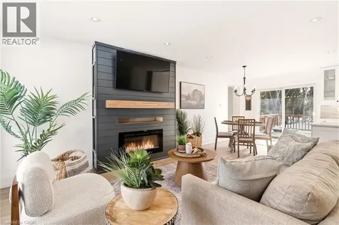22 Rosebough Street Dundas ON L9H 5C5
