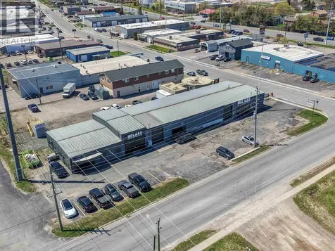 121 White Oak Dr E Sault Ste. Marie ON P6B 4J7