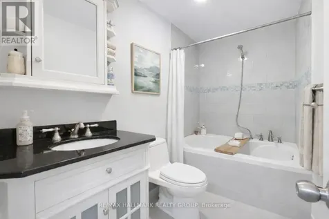 2036 Kings Grove Crescent Ottawa ON K1J 6G1