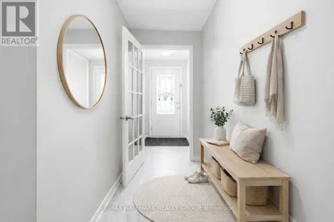 2036 Kings Grove Crescent Ottawa ON K1J 6G1