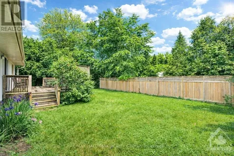 2036 Kings Grove Crescent Ottawa ON K1J 6G1