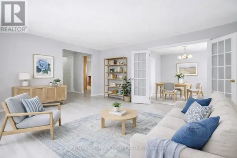 2036 Kings Grove Crescent Ottawa ON K1J 6G1